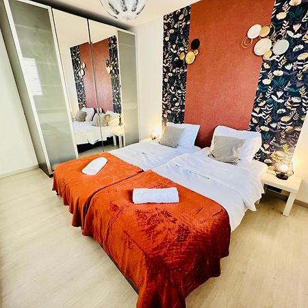 La Maisonnette Un Sejour A Part Longeville-les-Metz Exterior foto